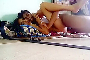 1st Day Girlfriend Ki Seal Todi