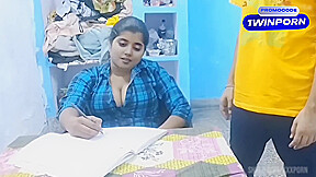 Mene Aaj Meri Tuition Teacher Ke Boobs Dekhe