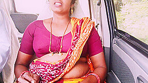 Indian Aunty And Stepson-in-law Car Sex, Telugu Dirty Talks. అతత అలలడ Sర ల దగలట పs గల బత
