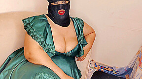 Fuck The Lake Whore In Her Big Ass, Listen To The Girl Saying Any Egyptian Arab Gender In A Clear Voice