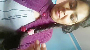 Desi College Girl Hairy Pussy Exposure Video