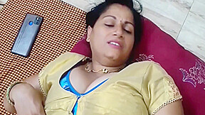 Indian Aunty Red Saree With Boyfriend Sex Enjoy
